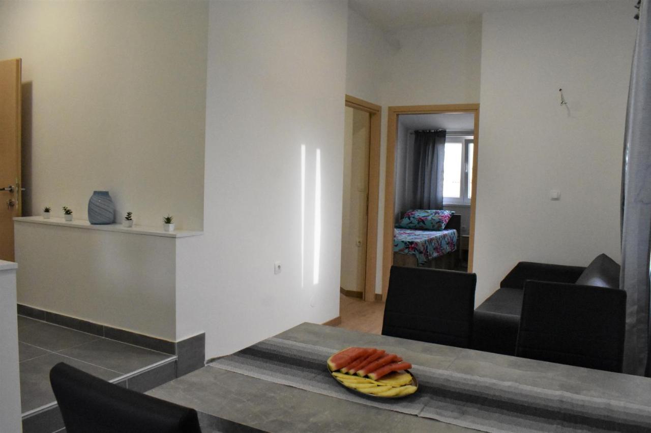 Apartmani Skorpion Каштела Экстерьер фото
