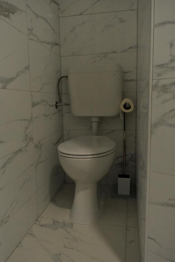 Apartmani Skorpion Каштела Экстерьер фото