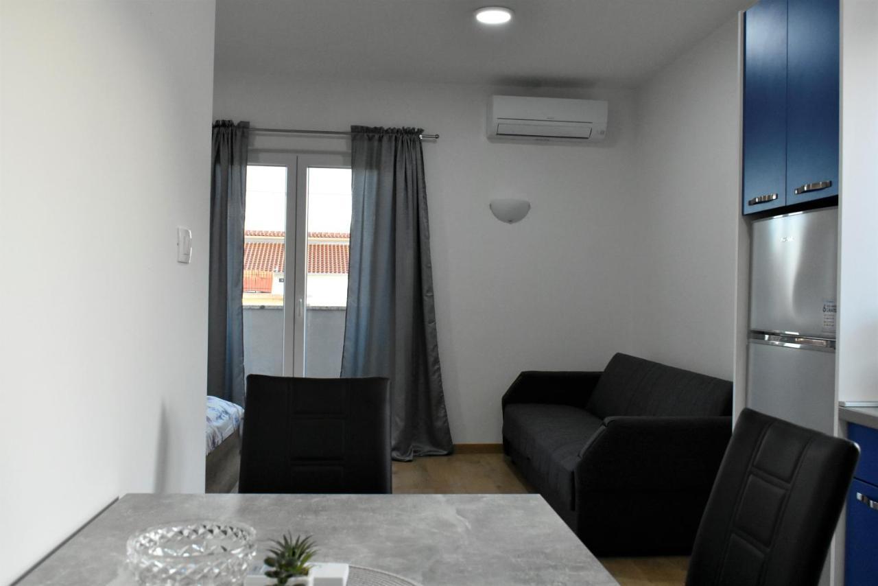 Apartmani Skorpion Каштела Экстерьер фото