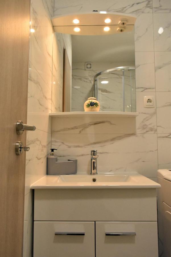 Apartmani Skorpion Каштела Экстерьер фото