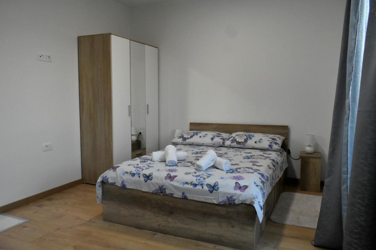Apartmani Skorpion Каштела Экстерьер фото