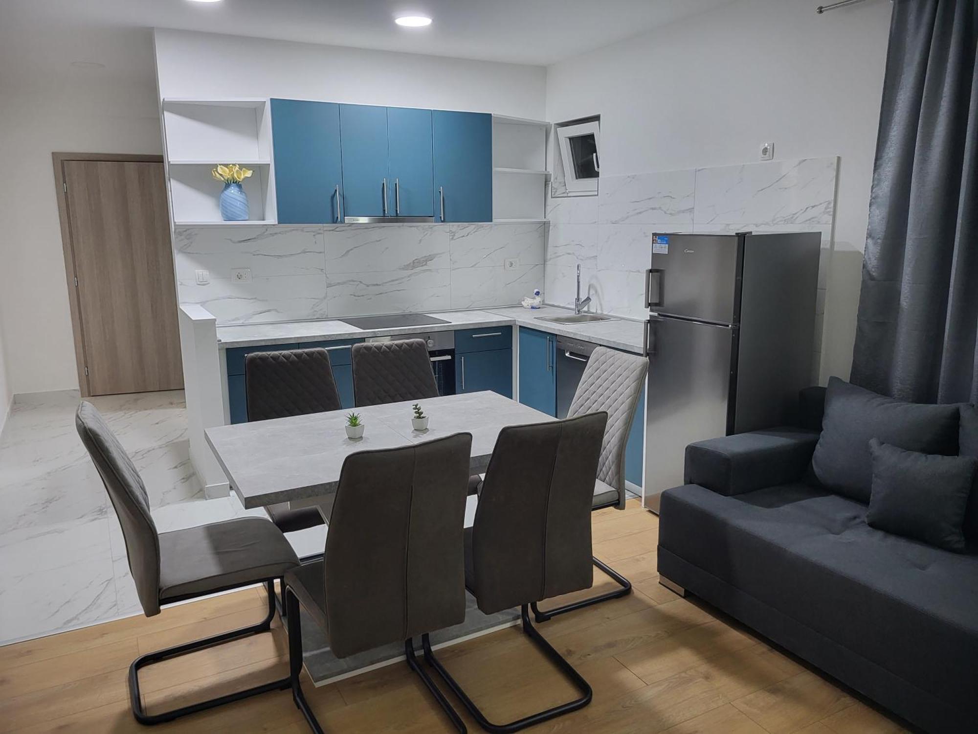 Apartmani Skorpion Каштела Экстерьер фото